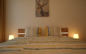Holiday Apartman With Free Parking